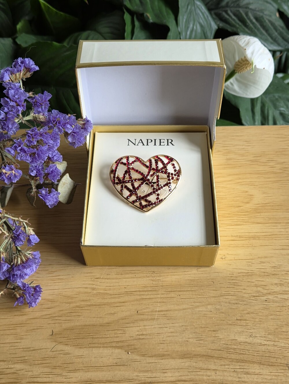 NAPIER Heart Brooch With Red Rhinestones. - Picture 1 of 5